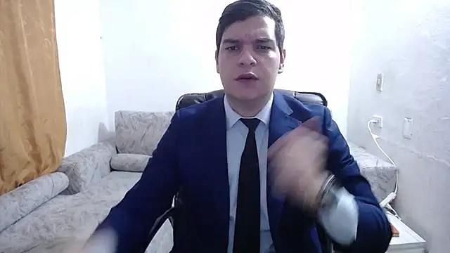 Snapshot of Victor_Maitland chatting on 07.17.26 Victor Maitland online show from 07.17.26