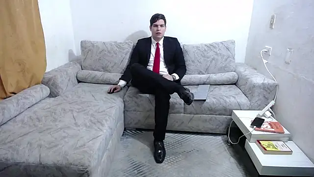 Snapshot of Victor_Maitland chatting on 07.31.26 Victor Maitland online show from 07.31.26