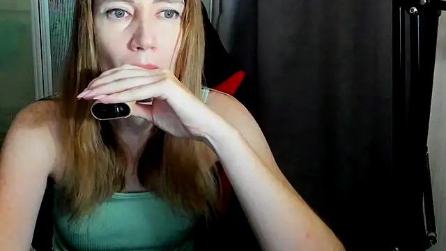 JessFoxxx online show from 07.10.26