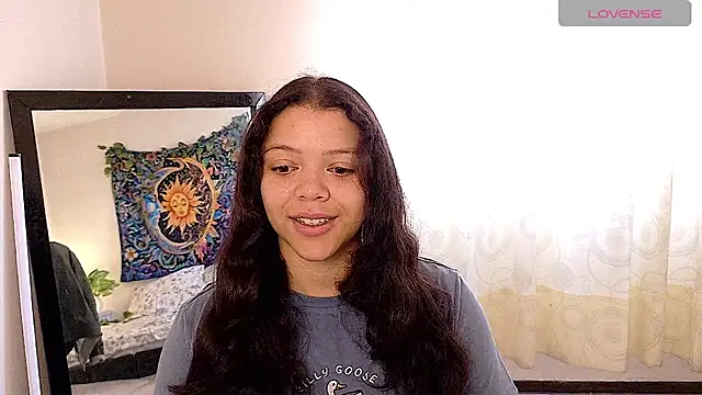 Snapshot of Amanda_sweet chatting on 05.08.26 Amanda sweet online show from 05.08.26