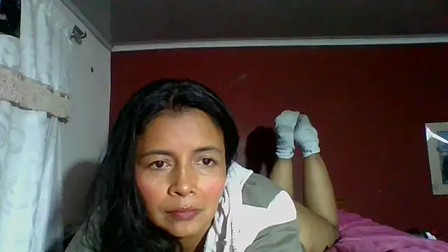 DianaOchoa  online show from 10.15.25