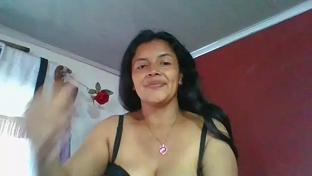 DianaOchoa  online show from 04.28.26