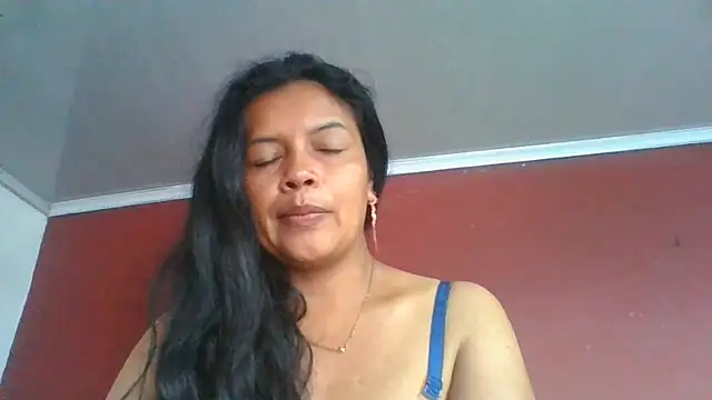 Snapshot of DianaOchoa_ chatting on 06.04.26 DianaOchoa online show from 06.04.26