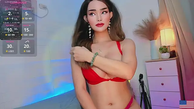 Queen Of all Media online show from 04.30.26
