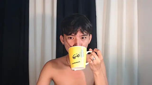 Snapshot of asian_dai chatting on 11.07.25 asian dai online show from 11.07.25