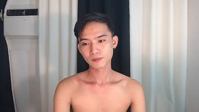 Snapshot of asian_dai chatting on 11.20.25 asian dai online show from 11.20.25