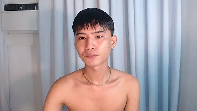 Snapshot of asian_dai chatting on 11.23.25 asian dai online show from 11.23.25