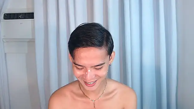 Snapshot of asian_dai chatting on 11.24.25 asian dai online show from 11.24.25