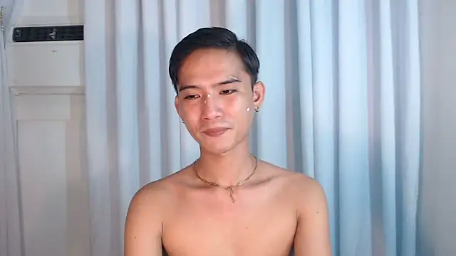 Snapshot of asian_dai chatting on 11.25.25 asian dai online show from 11.25.25