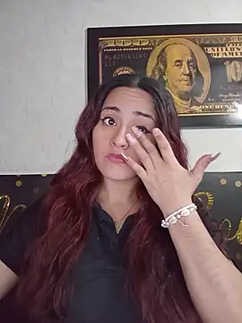 Snapshot of candy__fox_ chatting on 12.05.25 candy fox online show from 12.05.25