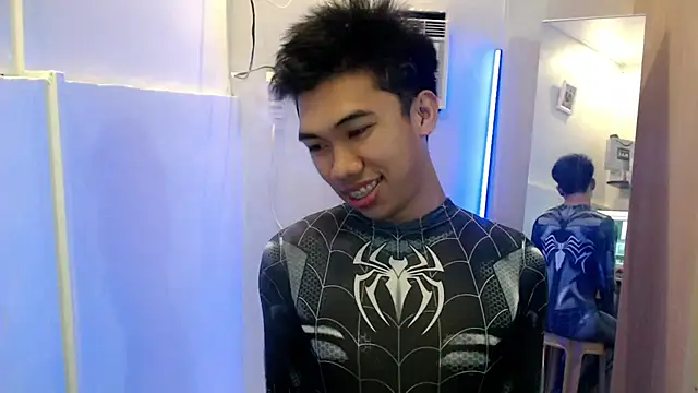 Snapshot of Ur_pinoyhotbrix chatting on 09.15.25 Ur pinoyhotbrix online show from 09.15.25