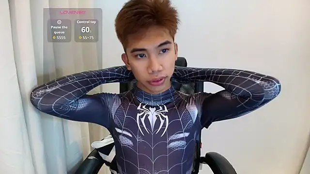 Snapshot of Ur_pinoyhotbrix chatting on 01.12.26 Ur pinoyhotbrix online show from 01.12.26