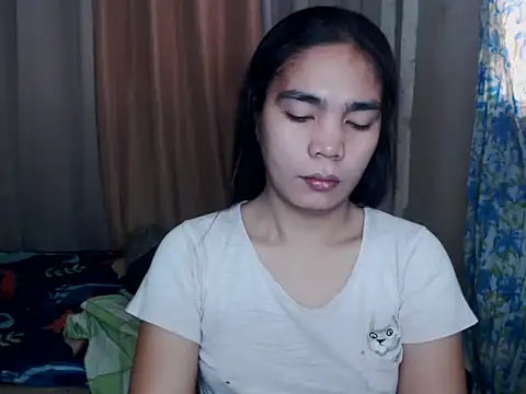 Snapshot of Simple_Martina chatting on 11.07.25 Simple Martina online show from 11.07.25