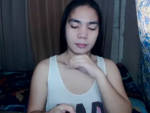 Snapshot of Simple_Martina chatting on 11.22.25 Simple Martina online show from 11.22.25