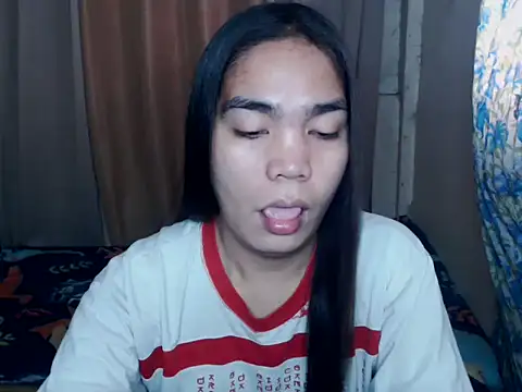 Snapshot of Simple_Martina chatting on 11.26.25 Simple Martina online show from 11.26.25