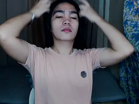 Snapshot of Simple_Martina chatting on 12.18.25 Simple Martina online show from 12.18.25