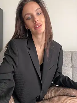 Snapshot of goodgirldevil chatting on 09.17.25 goodgirldevil online show from 09.17.25