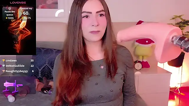 Snapshot of Heraa_Piett chatting on 11.26.25 Heraa Piett online show from 11.26.25