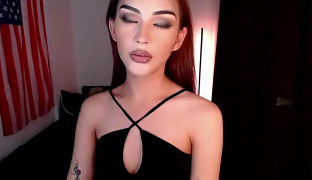 Snapshot of Alicegreenexx chatting on 10.28.25 Alicegreenexx online show from 10.28.25