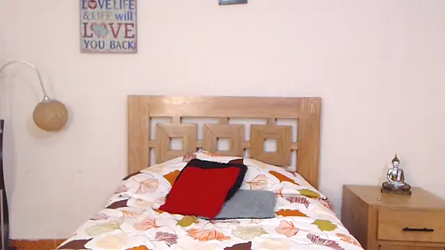 ValeSantoDomingo online show from 09.30.25