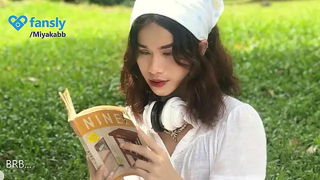 Snapshot of chakababe chatting on 06.14.26 chakababe online show from 06.14.26