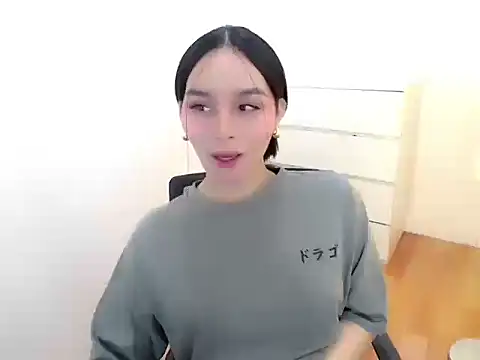 Snapshot of holly_tabby chatting on 09.12.25 holly tabby online show from 09.12.25