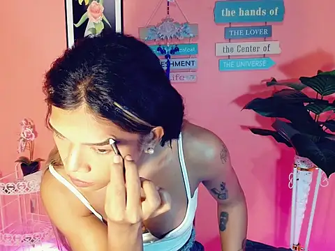 Snapshot of Sweet_ThaliaXX chatting on 09.09.25 Sweet ThaliaXX online show from 09.09.25