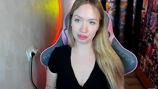 Snapshot of NicoleRiccii chatting on 01.10.26 NicoleRiccii online show from 01.10.26