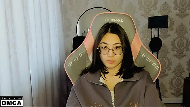 MeilideQian1 online show from 10.07.25