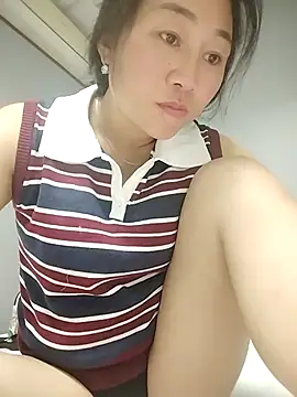 babychill09 online show from 10.10.25