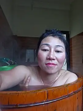 babychill09 online show from 11.24.25