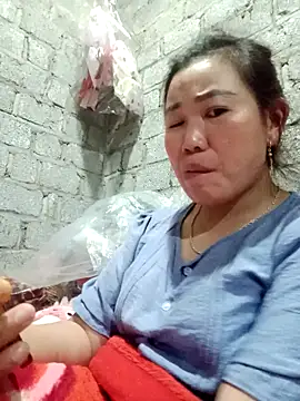 jienrrr online show from 10.22.25