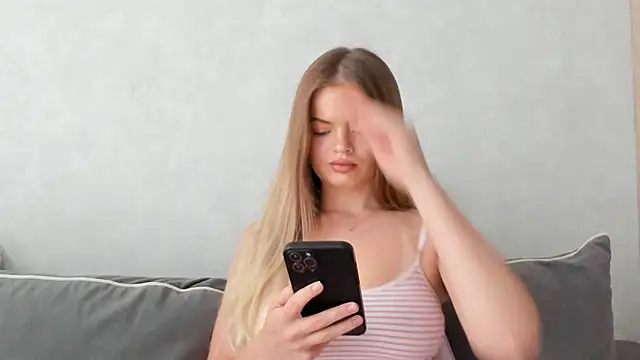 Sarah keyy online show from 05.31.26