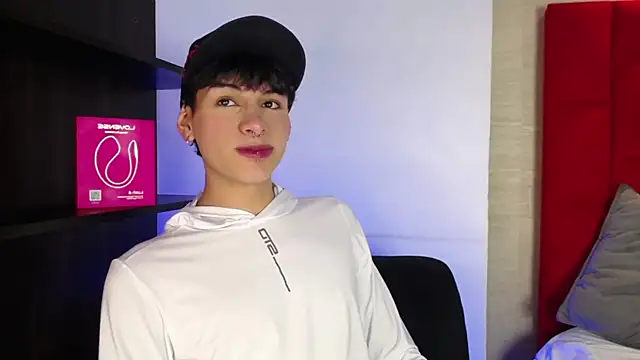 Ezra Storm online show from 09.18.25