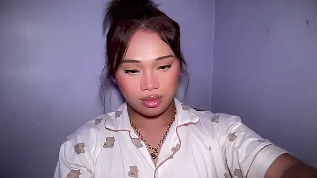 Exotic alyssa69 online show from 05.13.26