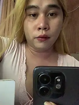Snapshot of stacykush chatting on 04.15.26 stacykush online show from 04.15.26