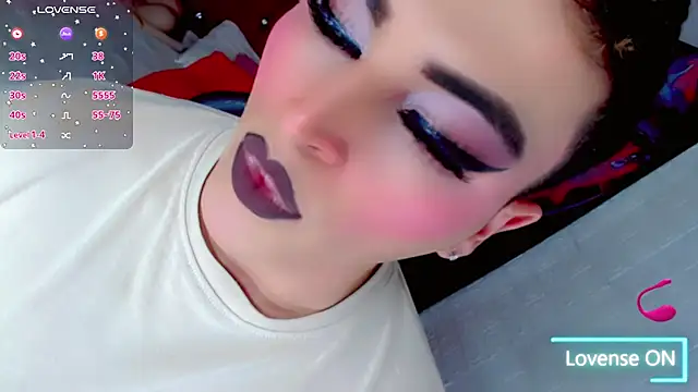 Snapshot of Yareth_Rouss_ chatting on 12.23.25 Yareth Rouss online show from 12.23.25