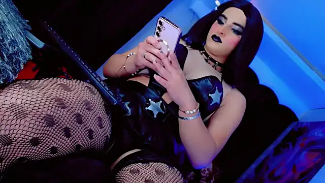 Snapshot of Yareth_Rouss_ chatting on 01.12.26 Yareth Rouss online show from 01.12.26