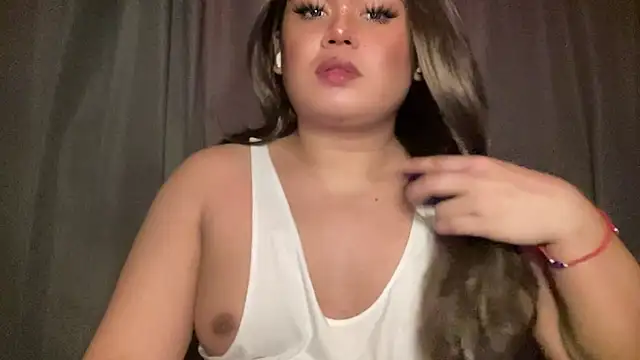 RedHead Thalia online show from 04.06.26