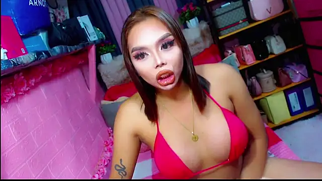MoniqueCeleste online show from 10.19.25