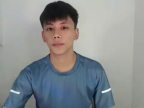 Snapshot of ynotyu chatting on 02.21.26 ynotyu online show from 02.21.26