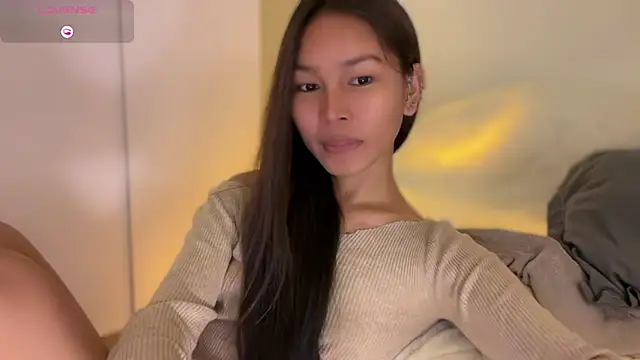 Snapshot of _sexyanne69_ chatting on 05.22.26 sexyanne69 online show from 05.22.26