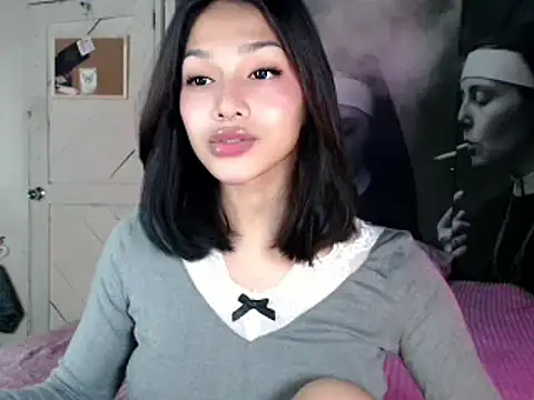 itsmekarinaaa online show from 03.23.26