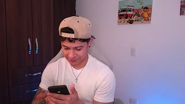 domsantiago  online show from 09.11.25