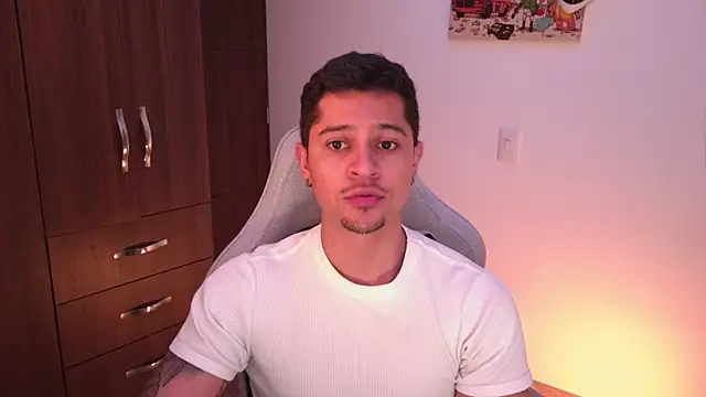 domsantiago  online show from 11.06.25