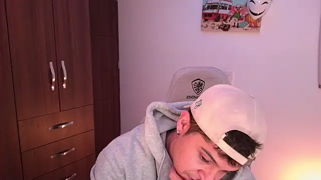 domsantiago  online show from 11.09.25