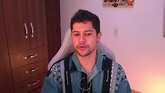 domsantiago  online show from 11.25.25