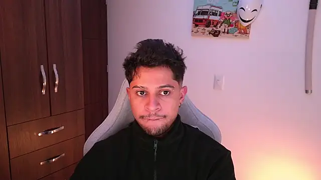 domsantiago  online show from 12.15.25