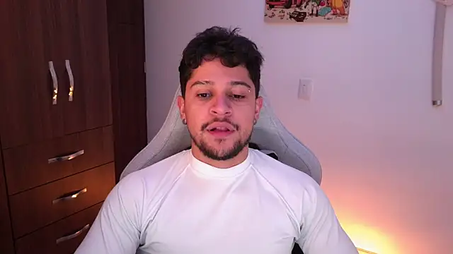 domsantiago  online show from 01.08.26