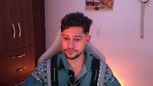 domsantiago  online show from 01.10.26